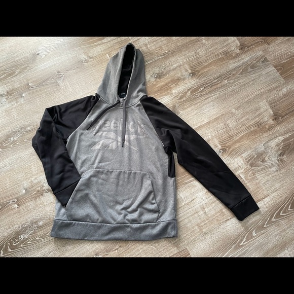 Men’s Reebok Hoodie, size Large, Black & Gray - Picture 7 of 11